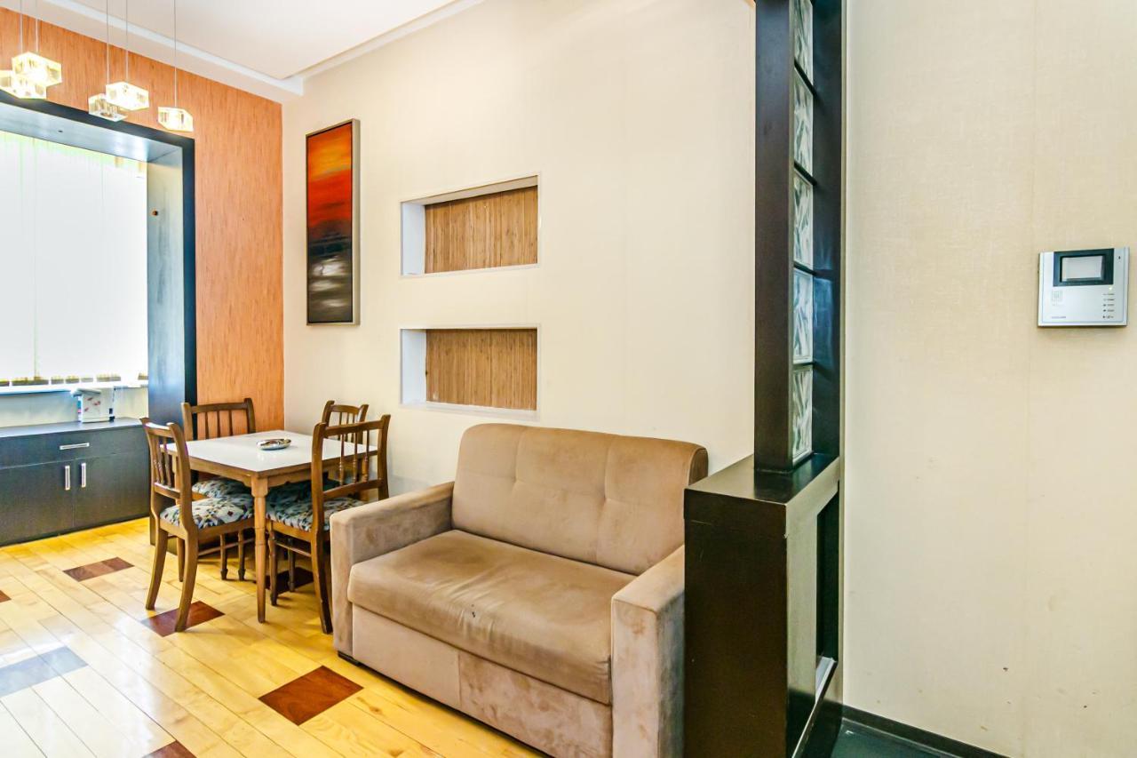 Lovely Sweet Apartment Bakoe Buitenkant foto